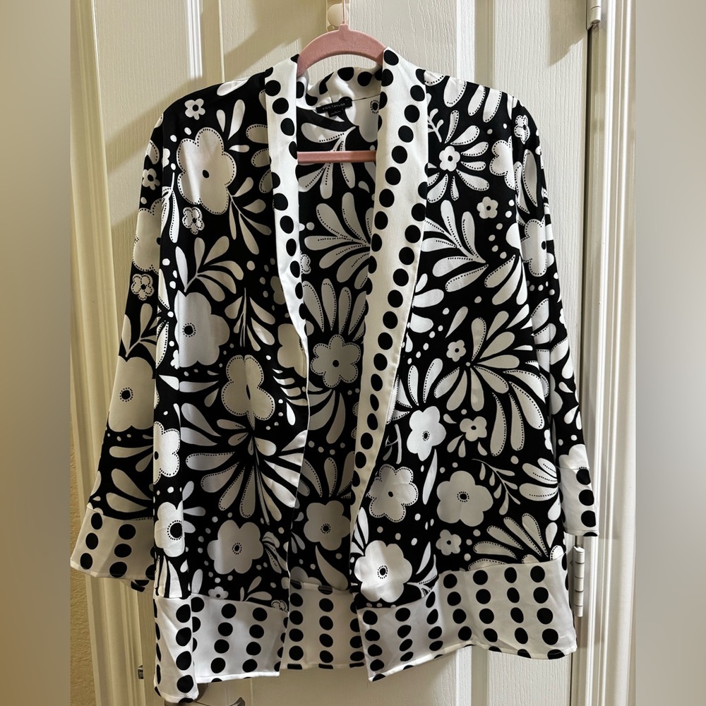 Ann Taylor Black and White Open Cardigan